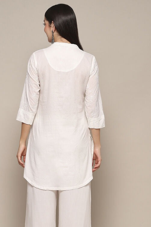 White Cotton Embroidered Short Kurta with Shirt Collar