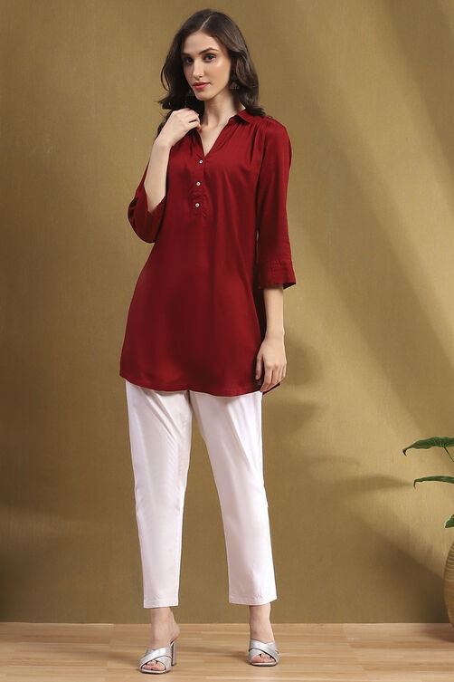 Crimson Red Rayon Short Kurti with Shirt Collar & Button Detailing
